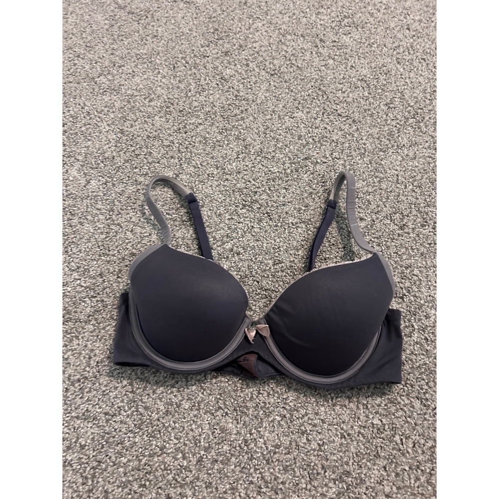 Victorias Secret Body by Victoria Lined Demi Bra Gray 32C Underwire Heart Charm